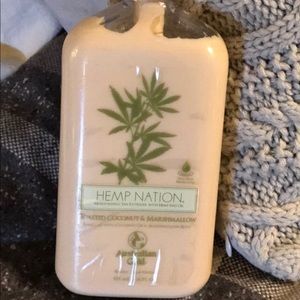 Listing for @foxyroxy208